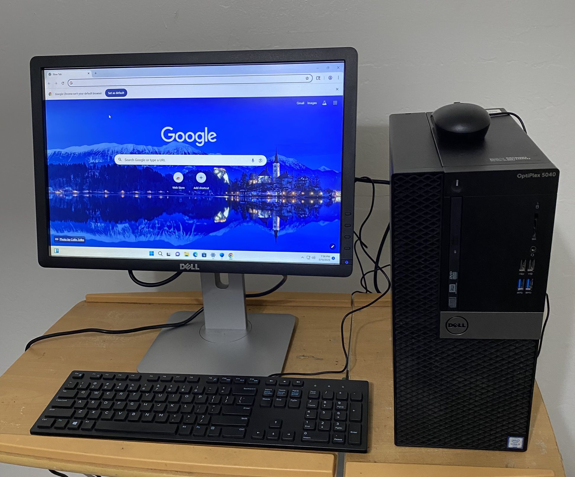 Dell OptiPlex 5040 desktop Computer  Intel Core i7-6700 3.40GHz  8GB RAM  256GB SSD  Win11,WIFI, Microsoft Office installed.  Nothing wrong. ** NO TRA
