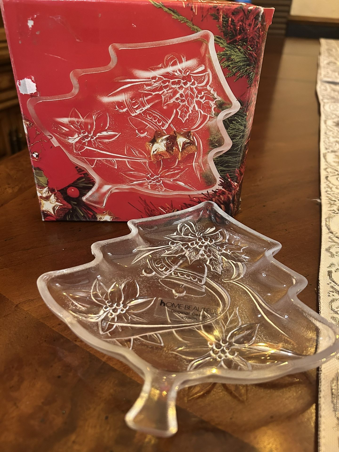 🎄 Home Beautiful Christmas Tree Shaped Holiday Glass Dish w/ Box