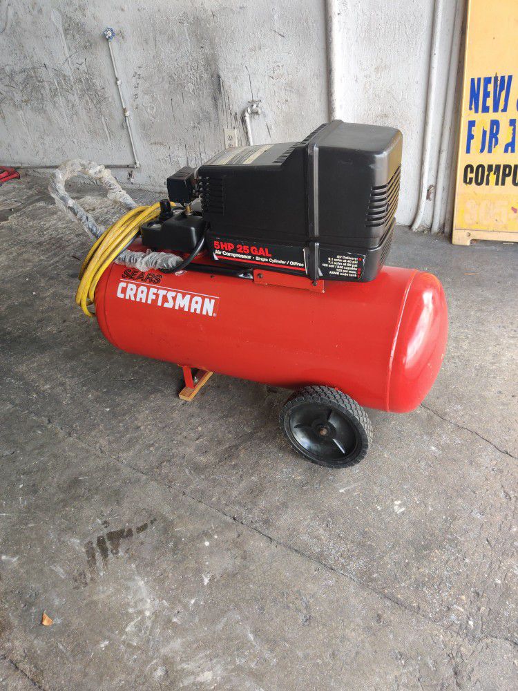 Used Good Conditions Crafman Compressor