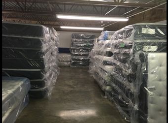 Urgent Liquidation: New Mattresses Must Go - Huge Discounts!