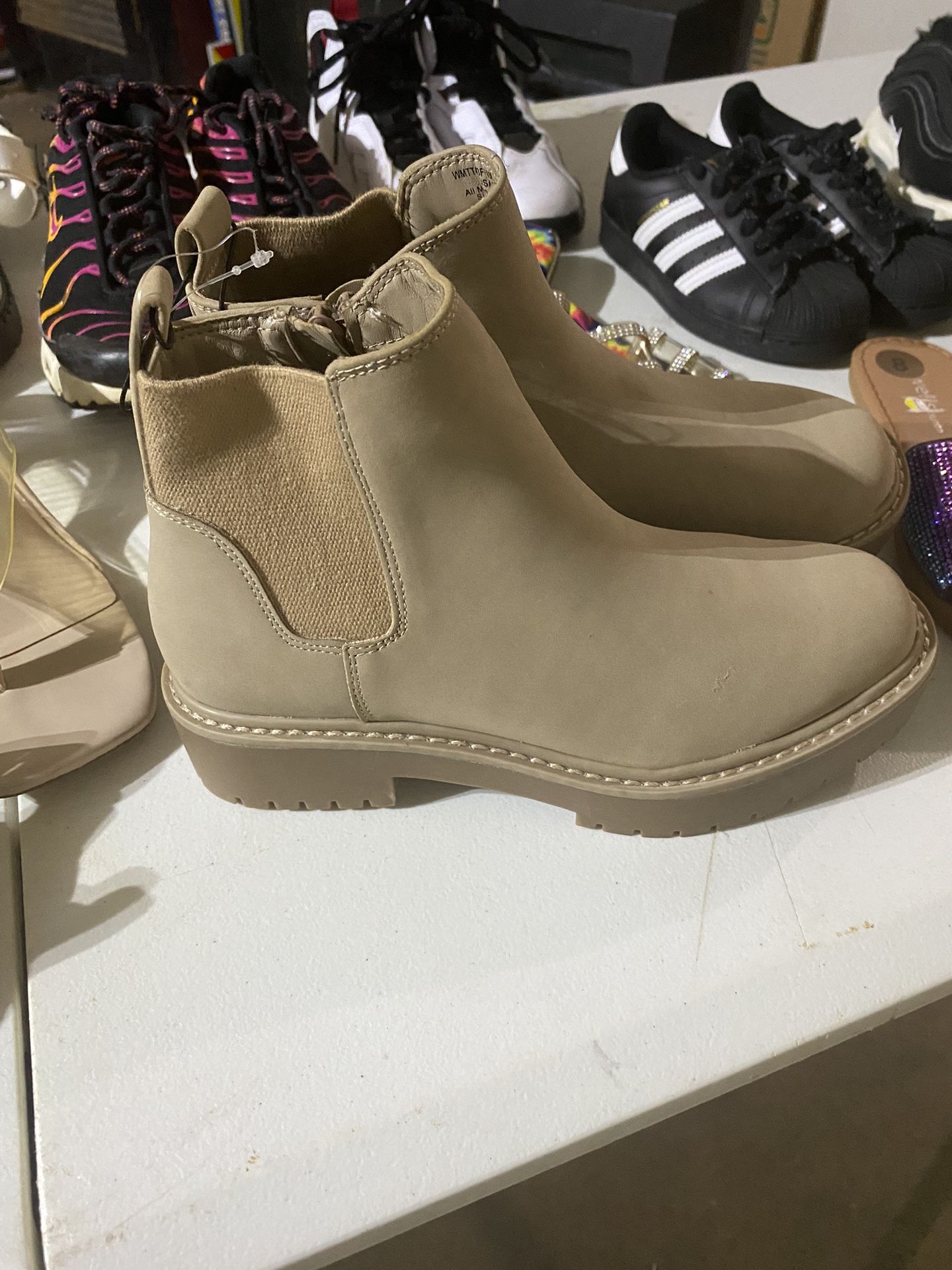 Ankle boots