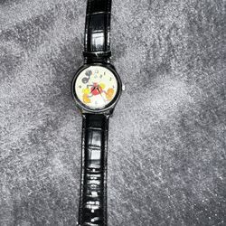 Vintage Mickey Mouse Disney watch needs battery 