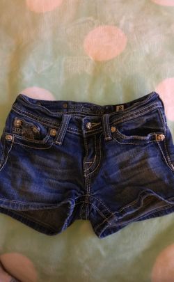 Girls miss me shorts siZe 8 ❤️