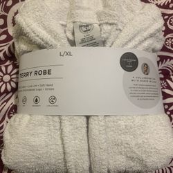 Hypoallergenic Cotton Robe