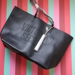 Brand New Holiday VICTORIA'S SECRET Ltd. Edition Tote
