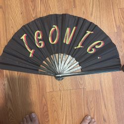 Gigantic Fan