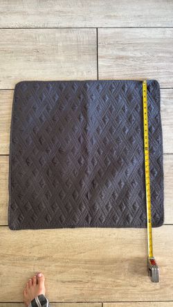 2 Decorative Pillow Cases