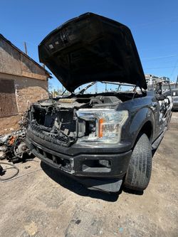 2020 Ford F-150 XL 2WD SuperCab for parts