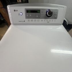LG Washer dryer $650Obo 