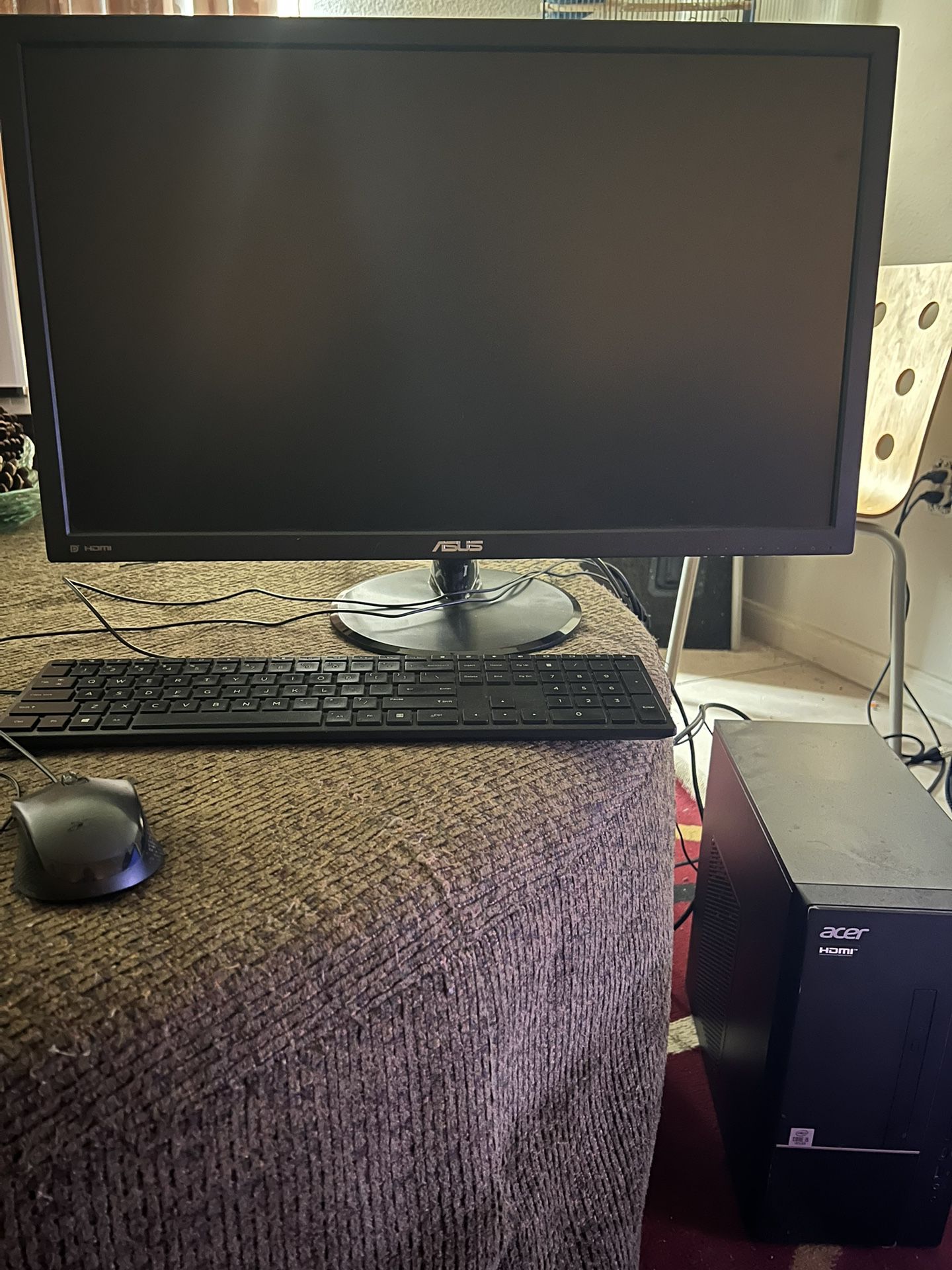 Acer Hdmi Computer Desktop With Aesus Monitor 27in