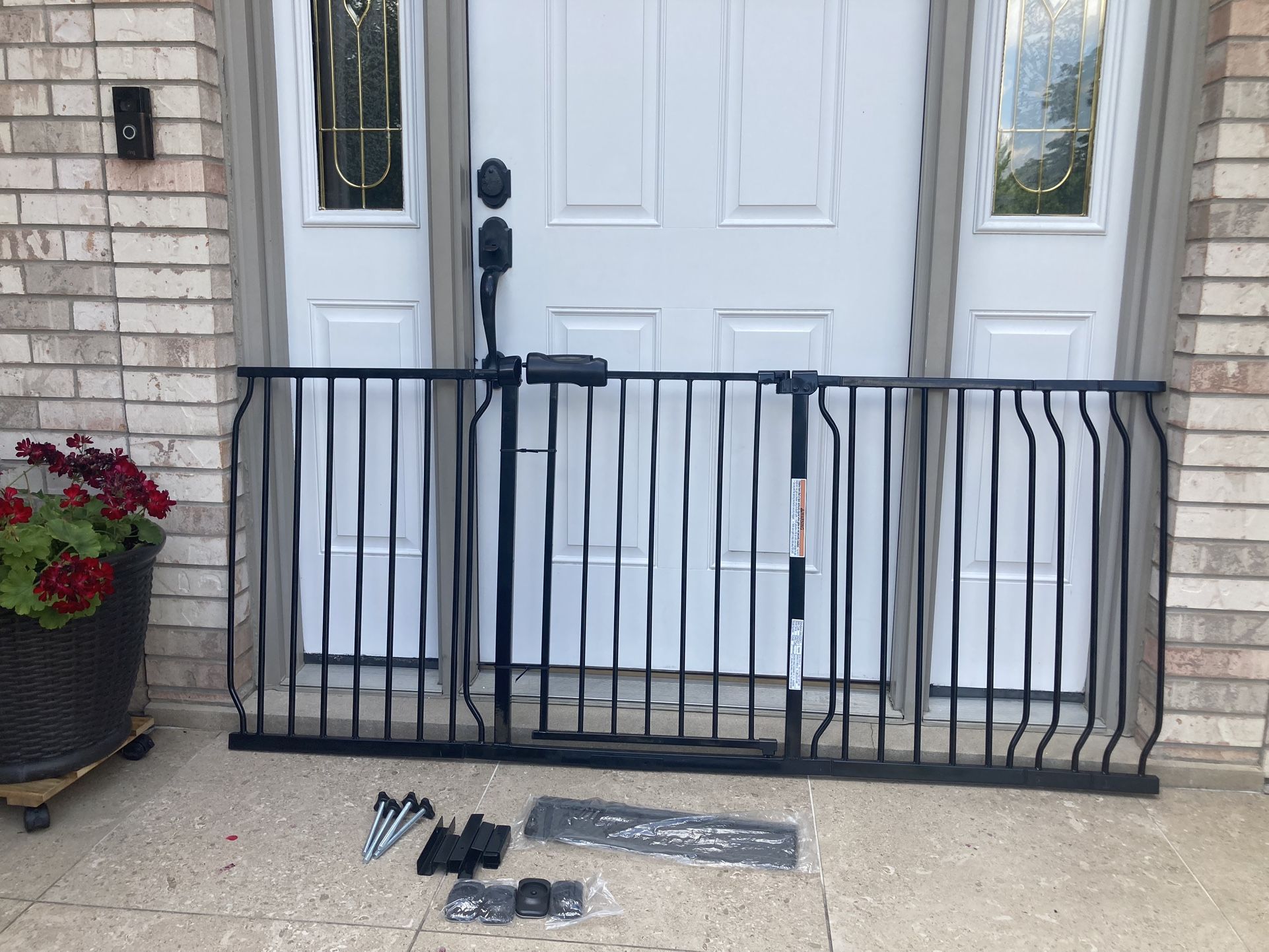 70-82” Extra Wide Door Gate 