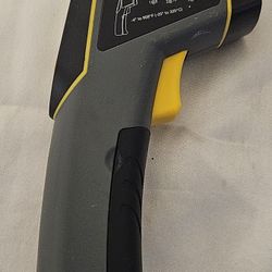 General Tools IRT207 Digital Lazer Thermometer Non-Contact Infrared 9v Battery