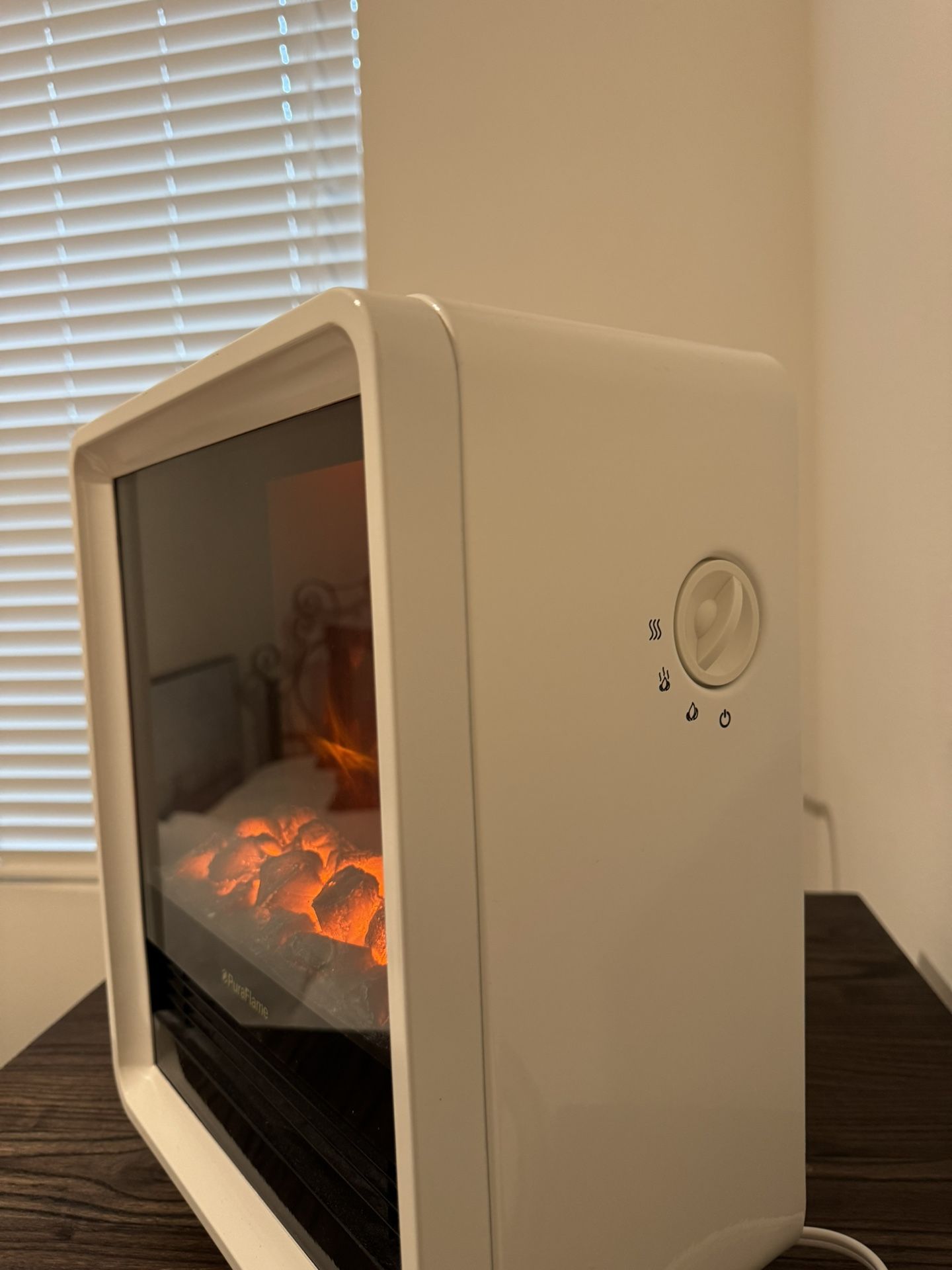 PuraFlame Electric Fireplace Heater – White – Works Great