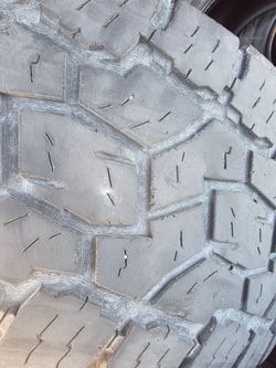 4 toyo Open Country 35x12.50 17