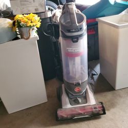 Hoover Swivel Vacuum
