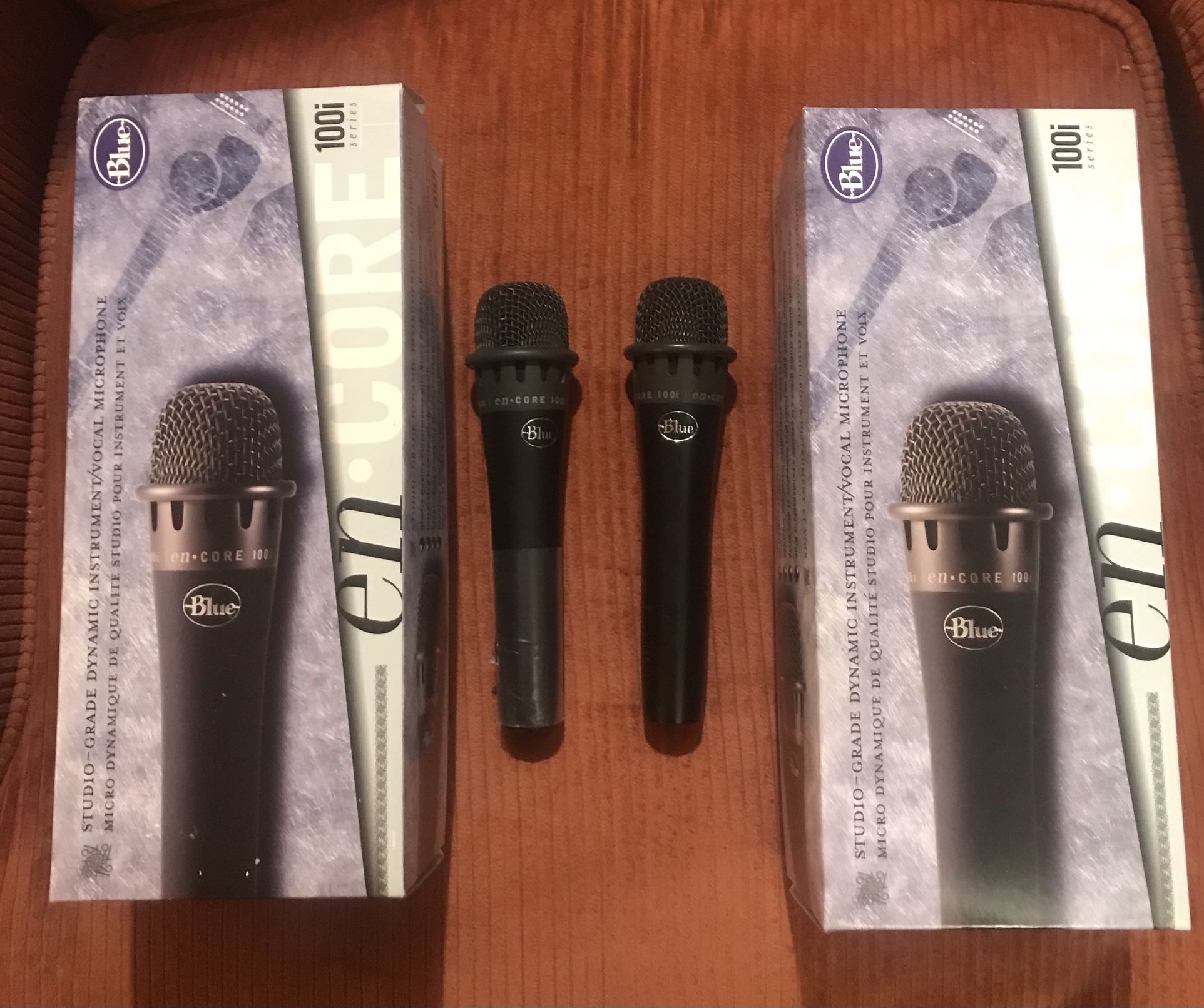 2 Blue Microphones … enCore 100i