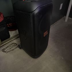 JBL Partbox 320