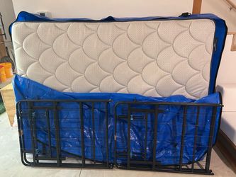 Serta Queen Mattress & Base