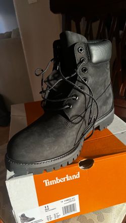 Men’s Timberland Boots  size 11
