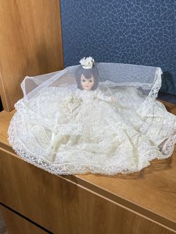 VINTAGE BRIDE DOLL