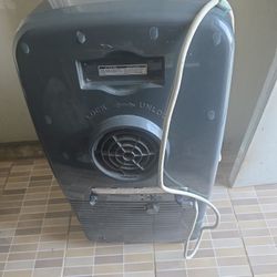 Air CONDITIONER 