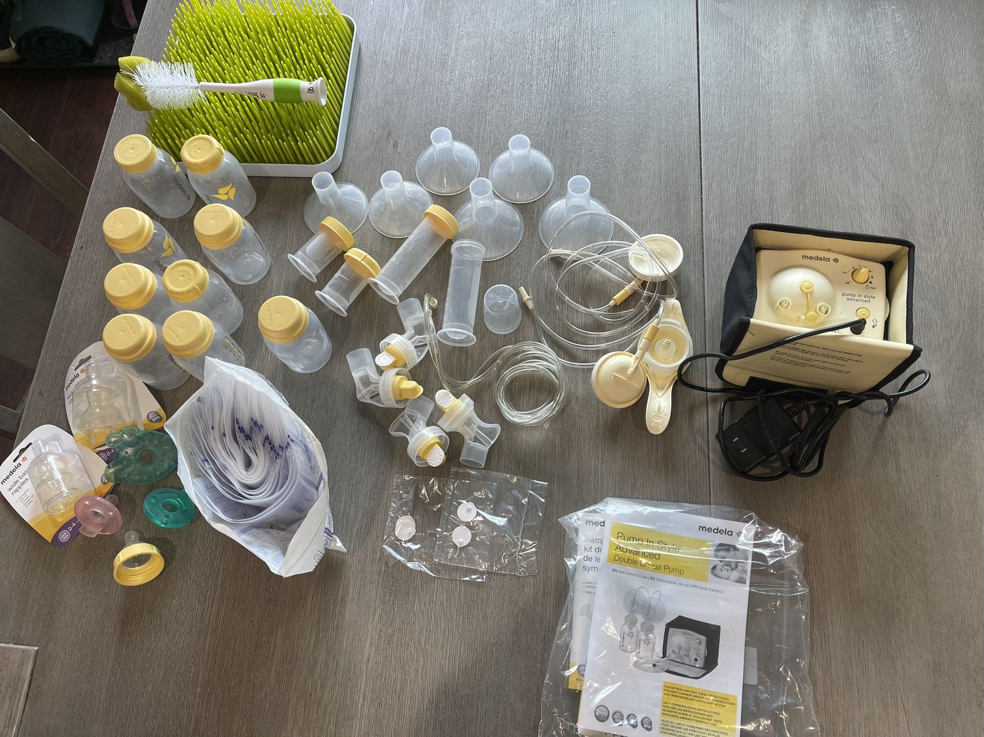 Medela pump Set