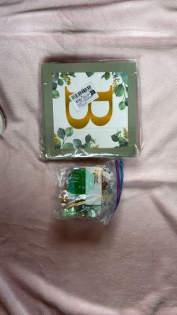 Baby Stacking Boxes And Safari Cake Toppers - New