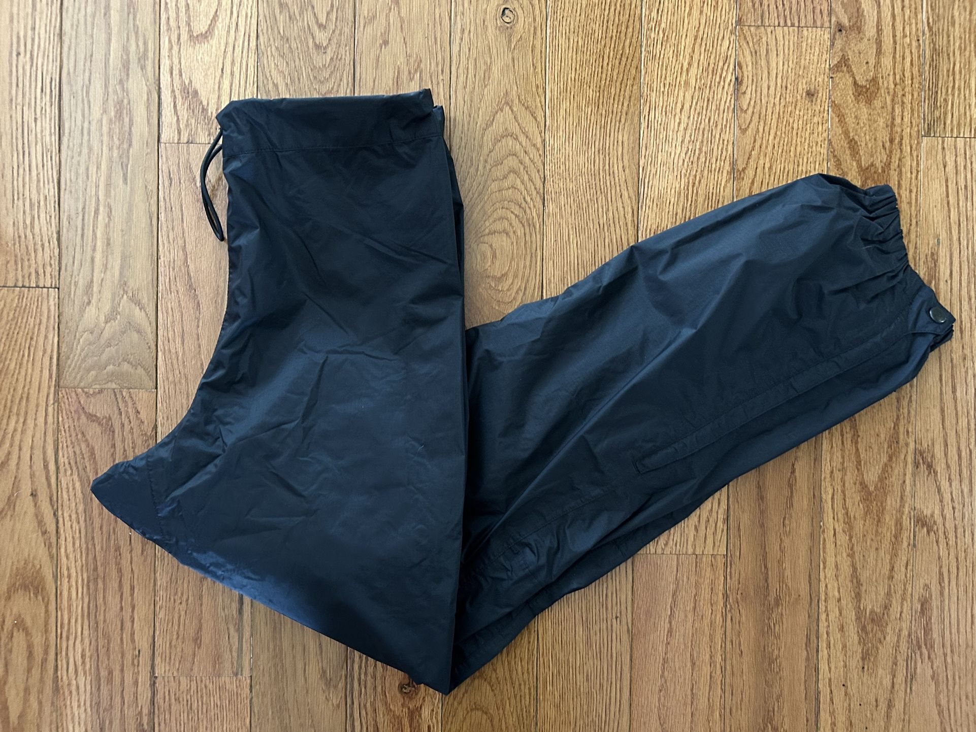 Patagonia Water Resistant Pants Size Small Women’s