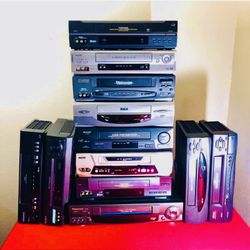 Lots of VHS players for cheap