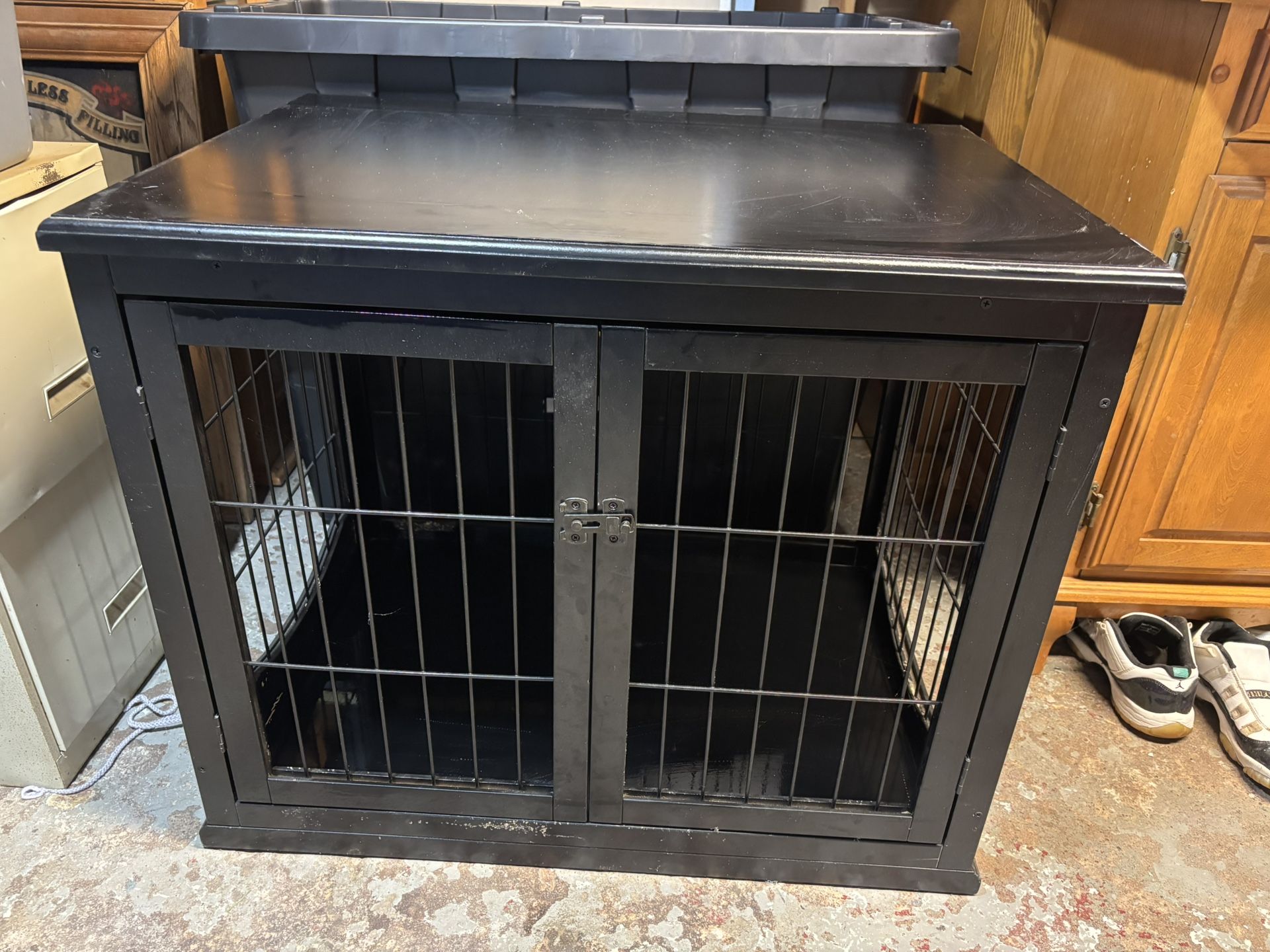 Dog cage