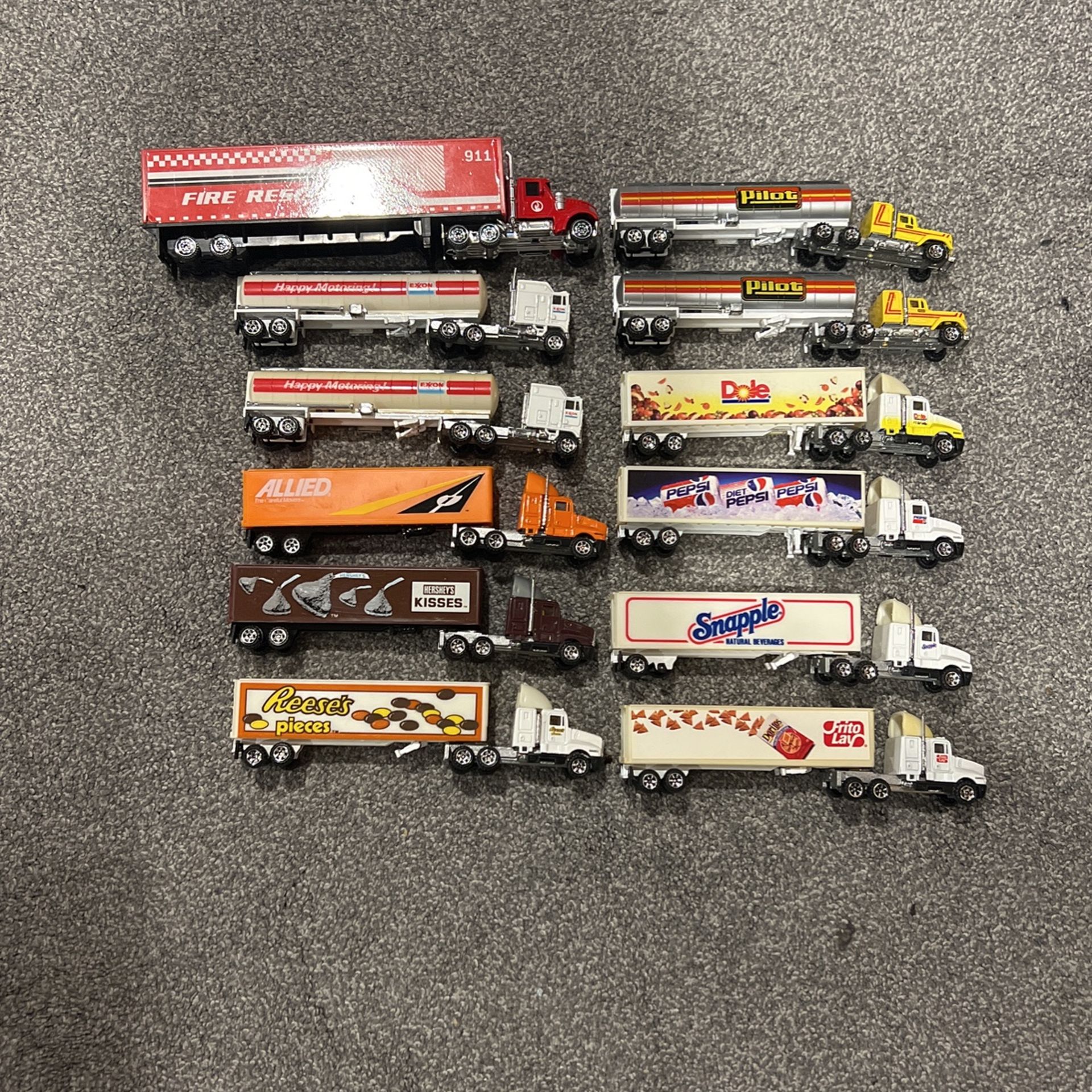 Vintage 1987 Road Champs Semi Trucks