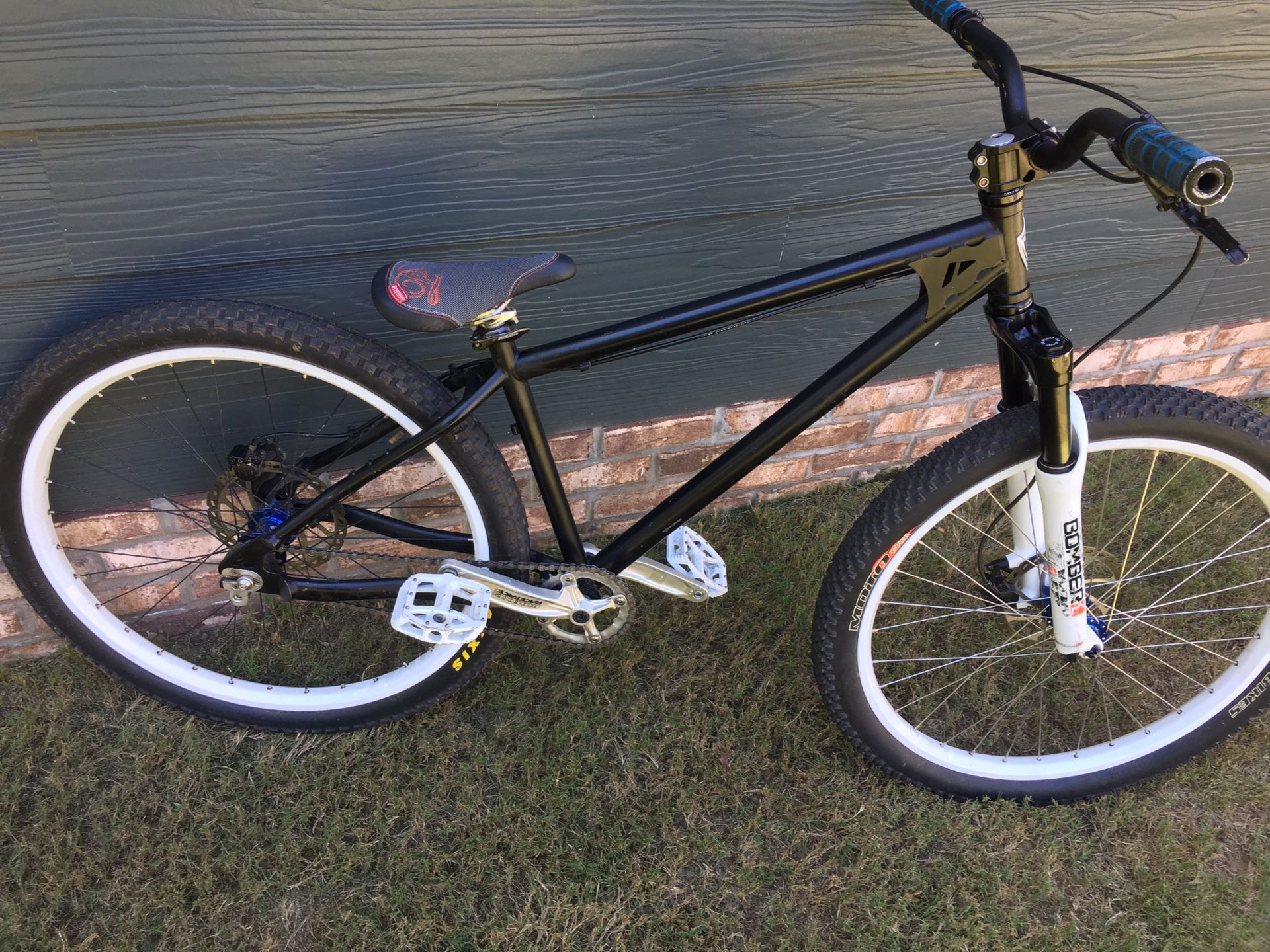 Azonic Steelhead Custom Built DJ Mountain Bike for Sale in Taylors, SC ...