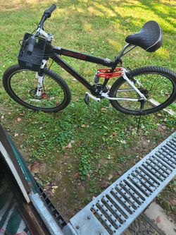 Dynacraft Mountain Bike