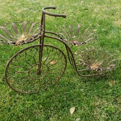 Vintage Bike Flower Pot Decor
