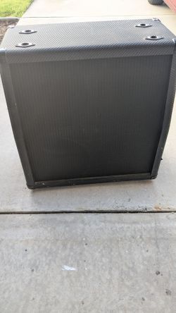 Marshall 120 watt 4x12" Guitar Speaker Cabinet