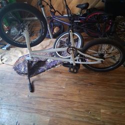 Is specialized b m x