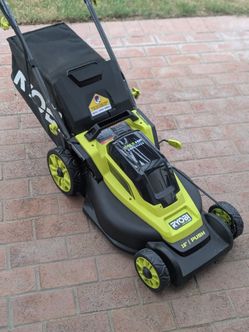 16-inch Ryobi 18V Push Mower with 2 Batteries and Charger