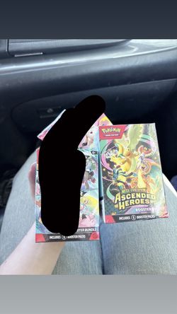 Acended Heros Booster Bundle
