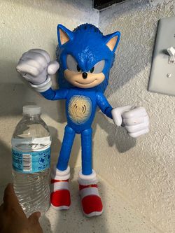 Sonic  toy $7