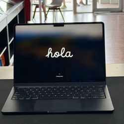 Macbook Air 13 Inches M2