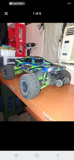 Traxxas maxx v2