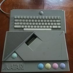 Atari XE Game System With Keyboard 