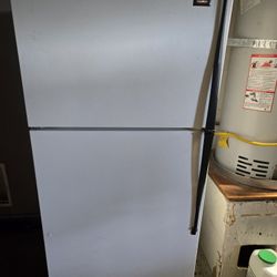Refrigerator Work Good $150