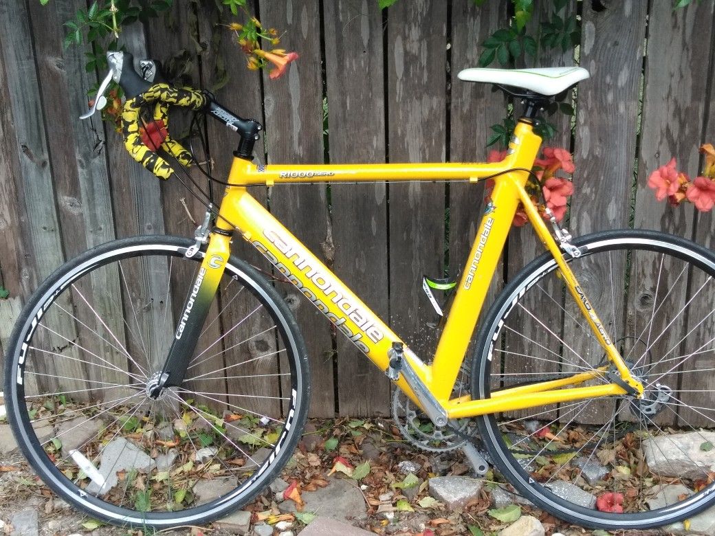 Cannodale road bike