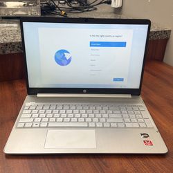 HP Laptop w/ Cord