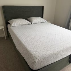Queen Size Bedframe With Storage