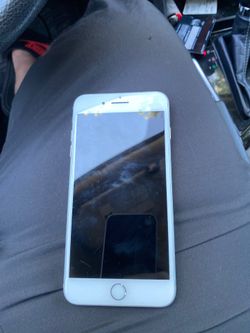 iPhone 7 Plus FOR PARTS!!