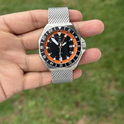 Shield Marius Bracelet Men'S Diver Watch Diver Style Watch with Orange Accents
