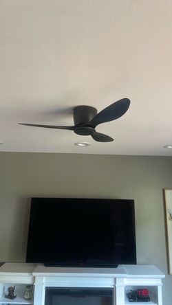 Brand New 42” Sunpez Black Ceiling Fan — Sealed