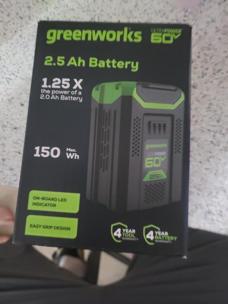 2.5 Ah Battery & Charger